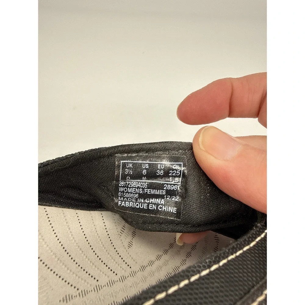 Clarks Cloudsteppers Arla Glison Womens 6 Black Grey Thong Flip Flop Sandals‎